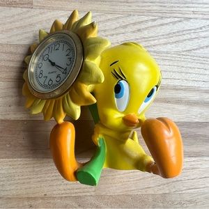 Rare vintage 1998 Tweety Bird desk clock looney tunes